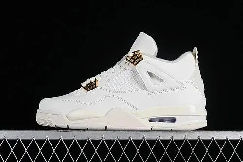 Air Jordan 4 Metallic Gold