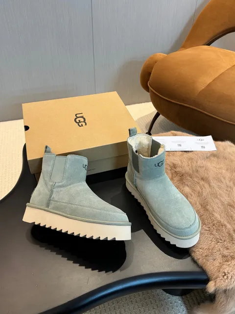 UGG Classic Mini Platform Mint