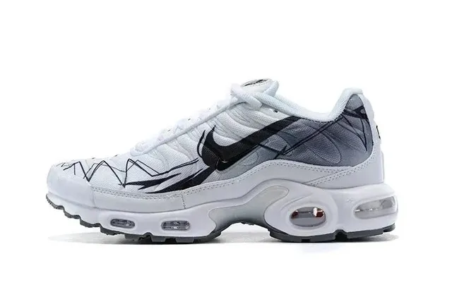 Nike Air Max Plus White Black