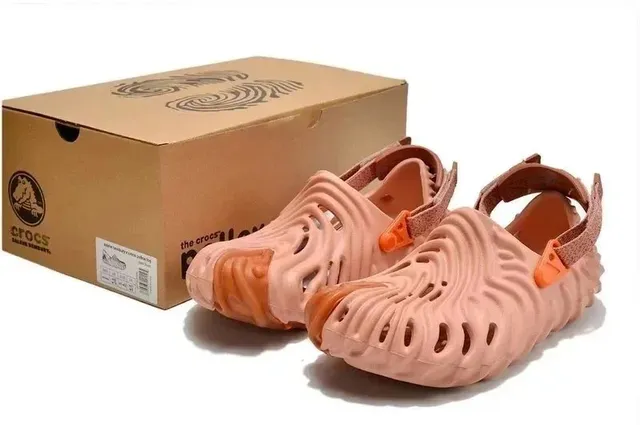 Crocs Foam Runner Desert Sand