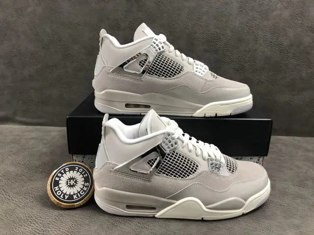 Air Jordan 4 Pure