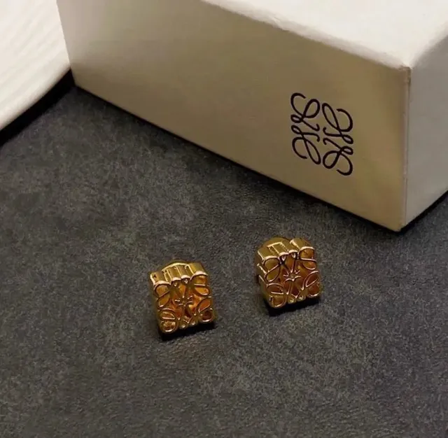 Loewe Anagram Stud Earrings Gold-tone