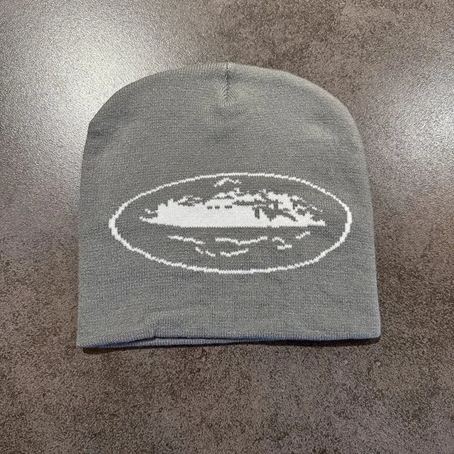 Corteiz Beanie Island Logo