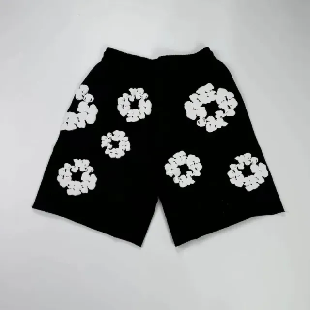 Dt21 - Black Black