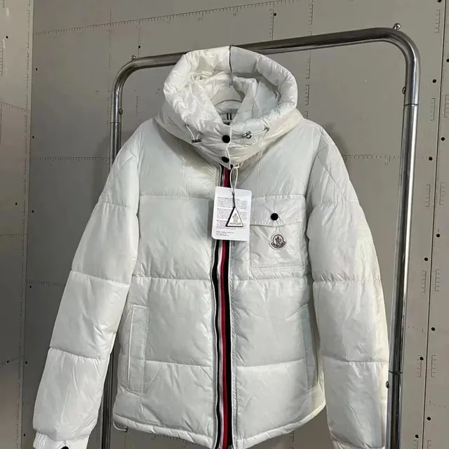 Moncler Quilted Puffer Jacket Classic Logo Stripe