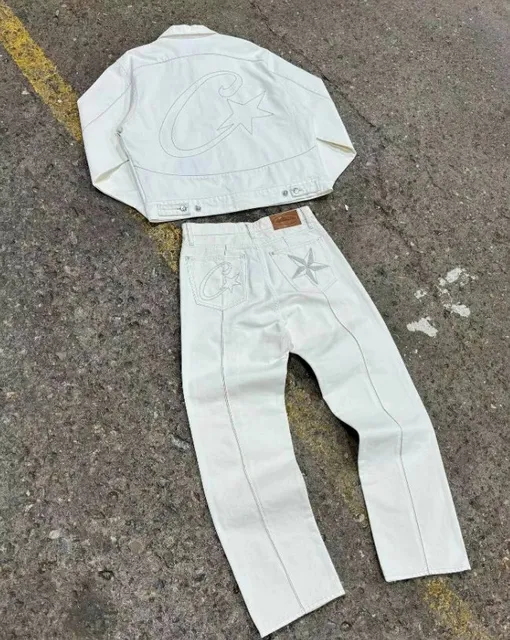 白套装