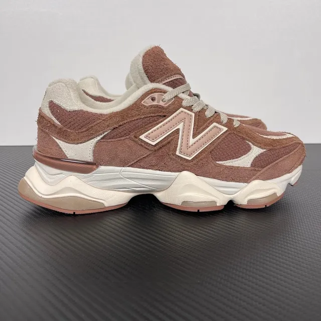 NB9060棕红白U9060CCC