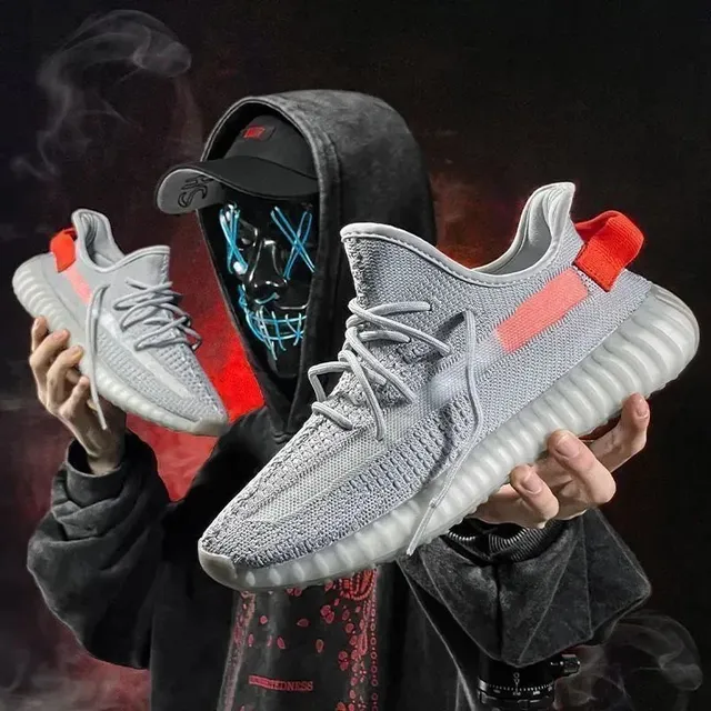 Yeezy Boost 350 V2 Zebra