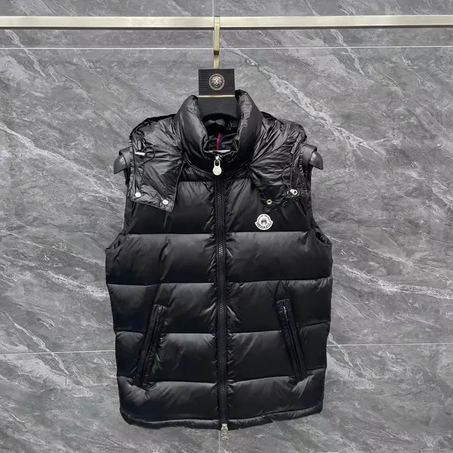 Moncler Puffer Vest Classic Logo