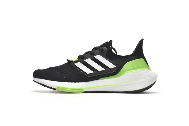 Adidas Ultraboost 22 Core Black / Solar Yellow