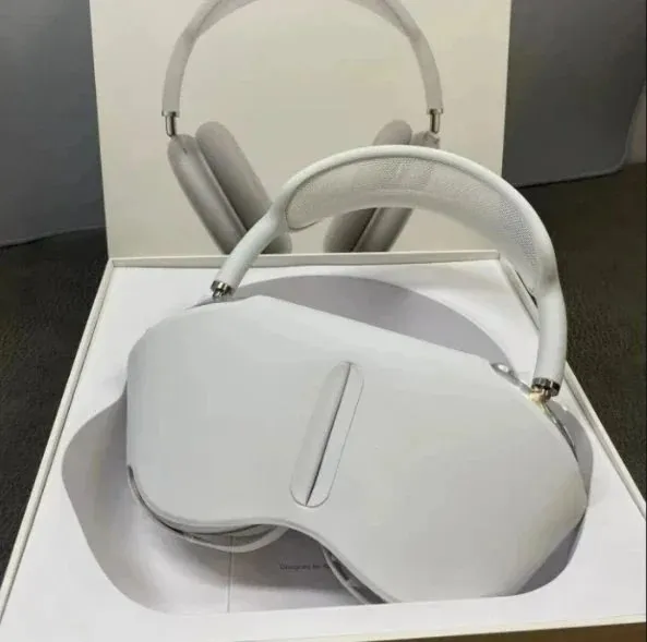 Apple AirPods Max Space Gray
