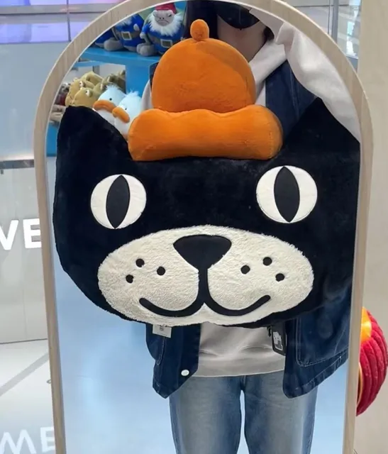 Large size cat head pillow