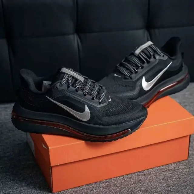 Nike Air Max TN Black Metallic Silver