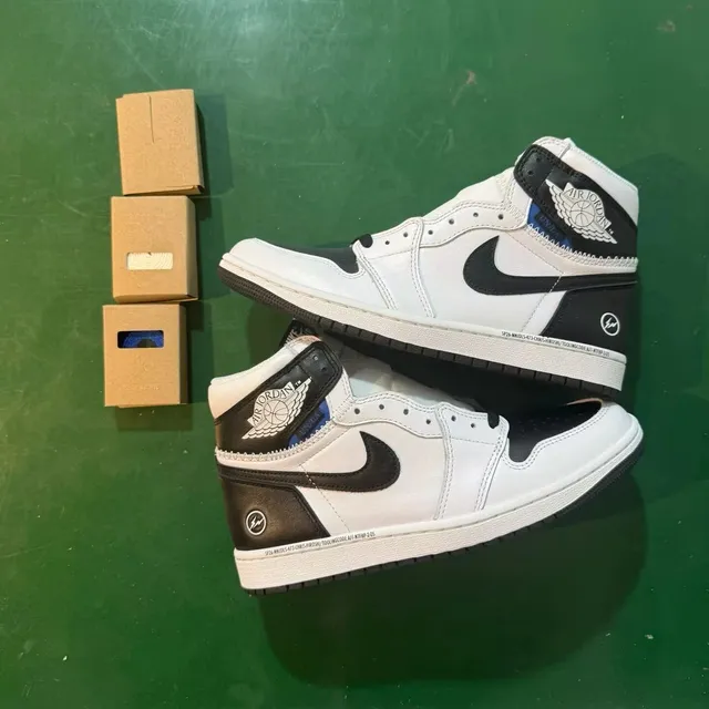 PK AJ1 UN X Fragment黑白 II7282-100