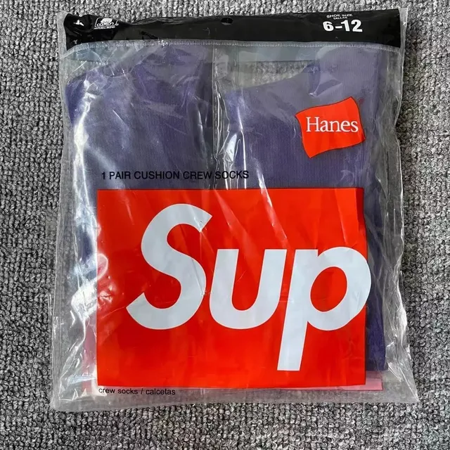 Supreme Cushion Crew Socks Box Logo
