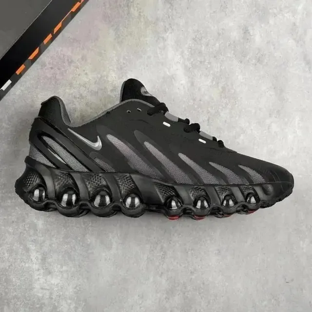 Nike Air Max TN Triple Black