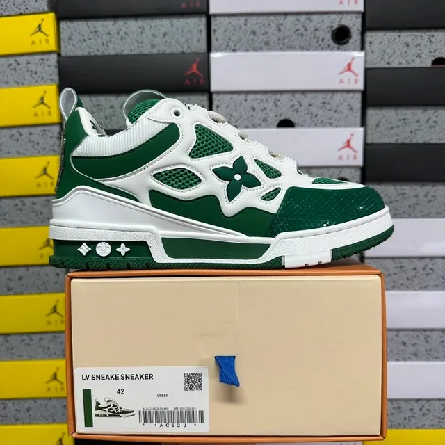 SK8白绿