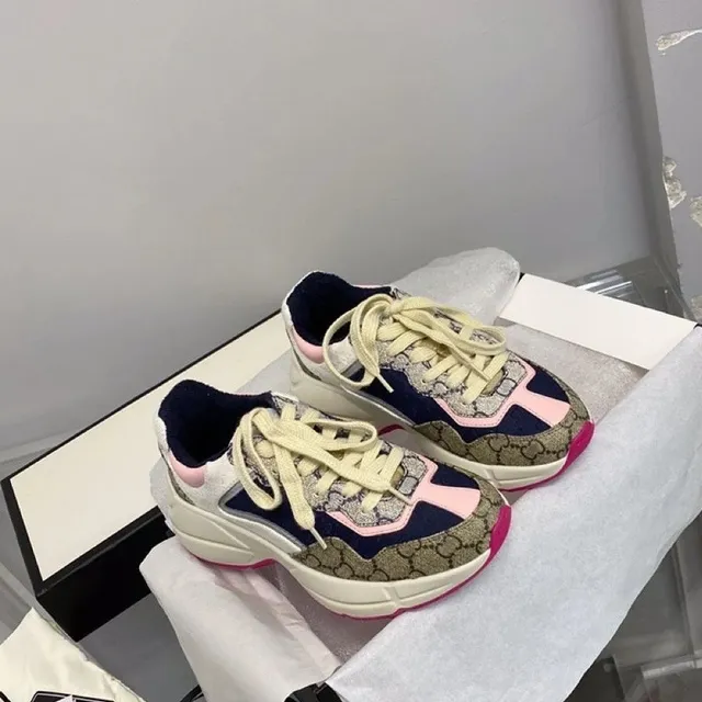 粉色
