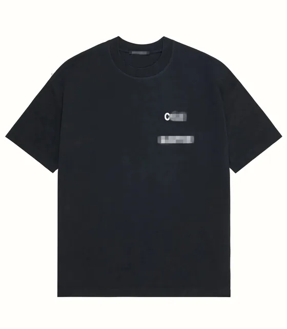 Graphic T-Shirt Minimal Print