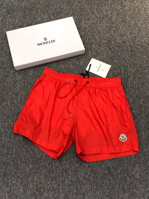 红色