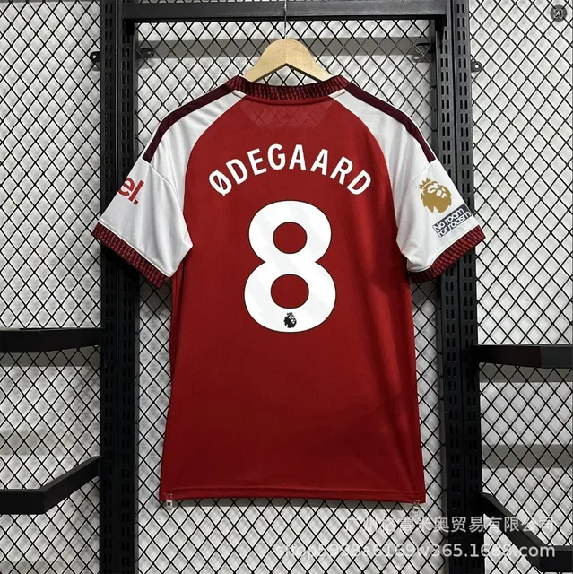 26-27 Arsenal home 8th star