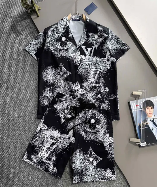 Louis Vuitton Printed Short Set Monogram Splatter