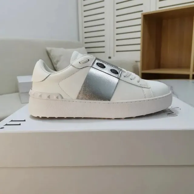 Valentino Rockstud Low White with Silver Stud Strap