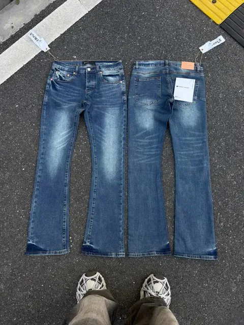 Levi's Flared Jeans Medium Wash