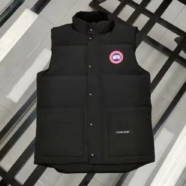 Canada Goose Puffer Vest Classic Fit