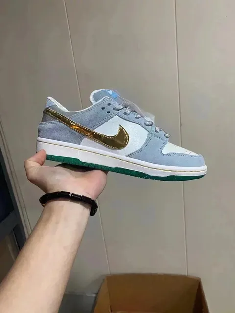 Nike Dunk Low