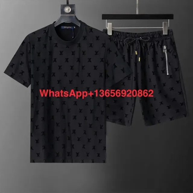 Louis Vuitton Monogram Print Set All-Over LV Logo