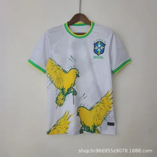 2022 brazilian white bird