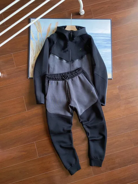 Nike Tech Fleece Hoodie and Joggers Color-Blocked