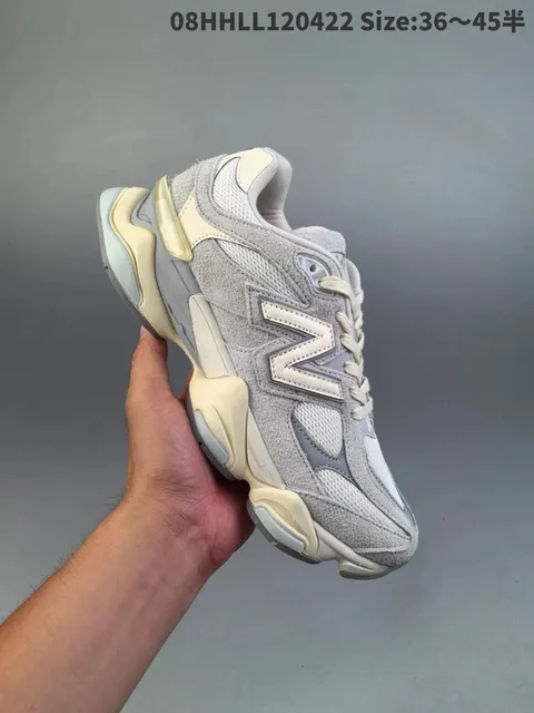New Balance 2002R Cloud Grey