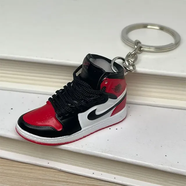 7. Black and red toes