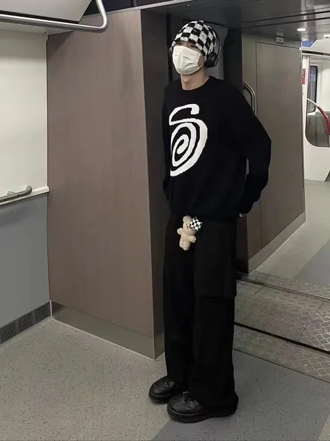 Stüssy Spiral Logo Sweater Checkerboard Beanie