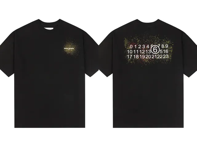 Maison Margiela Number Print T-Shirt Spray Paint Numeric
