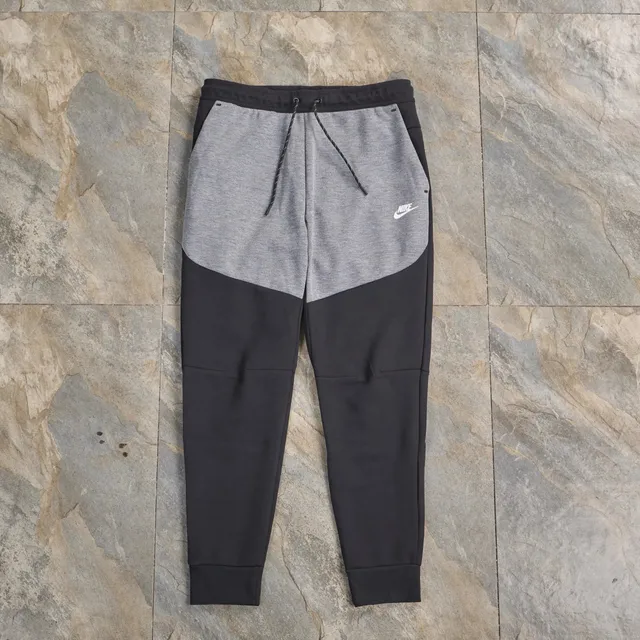 Nike Tech Fleece Joggers Heather Grey/Black