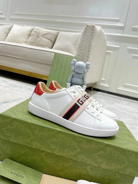 Gucci Ace Low Web Stripe