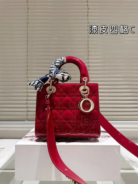 酒红漆皮四格 sise(20cm)