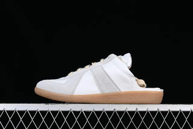 Maison Margiela Tabi Mule White Suede Leather