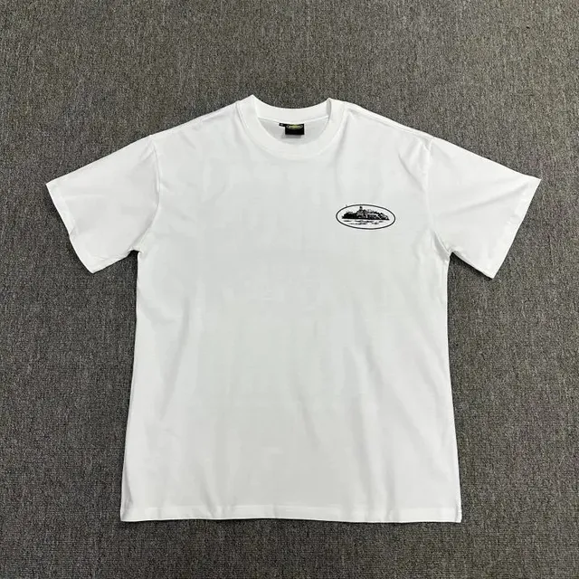T-Shirt Oval Logo Print