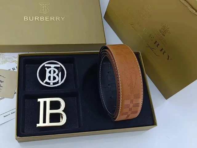 Burberry Reversible Belt Checkered Logo