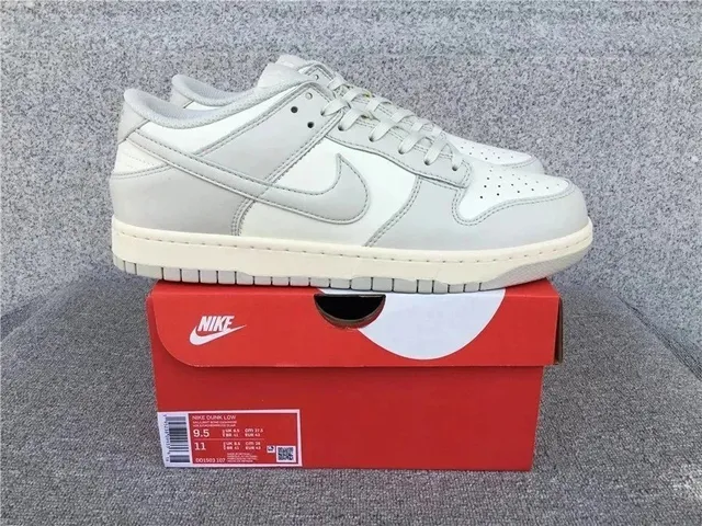 Nike Dunk Low Light Bone