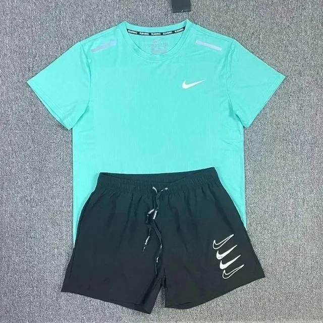 Nike Tech Fleece Set