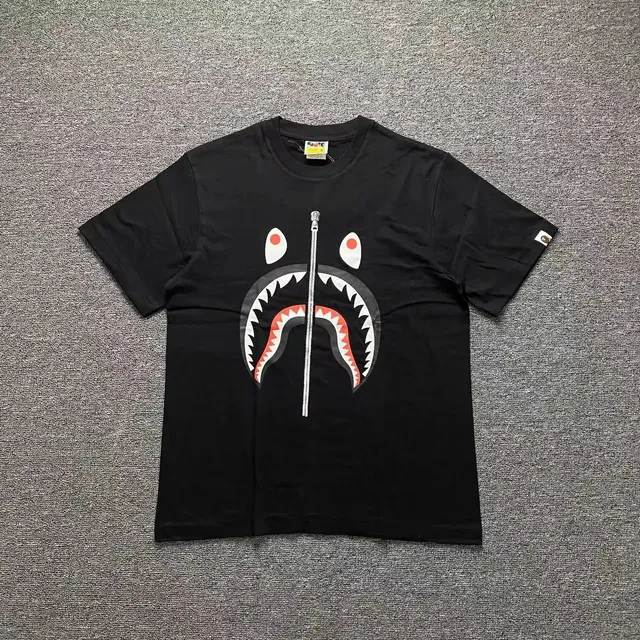 BAPE Shark Tee Zipper Shark