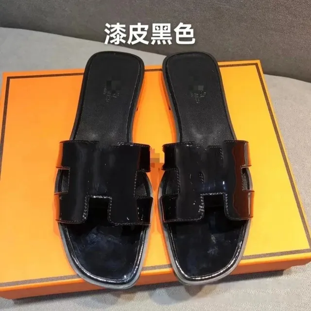 Hermès Oran Sandal Patent Leather