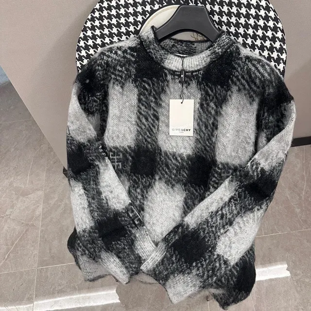 Givenchy Knit Sweater Oversized Checkered