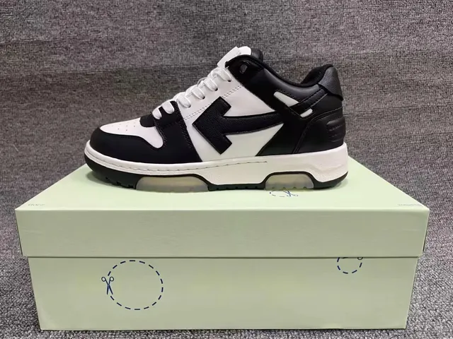 Off-White Low Black White