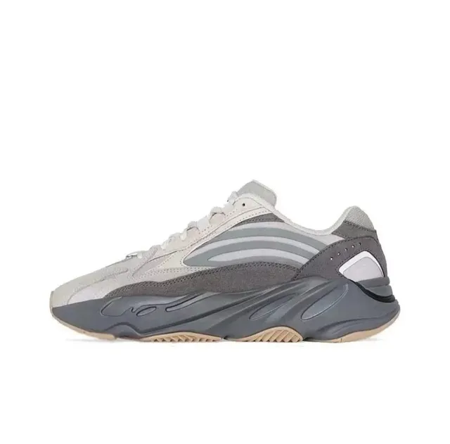 Yeezy 700 Wave Runner